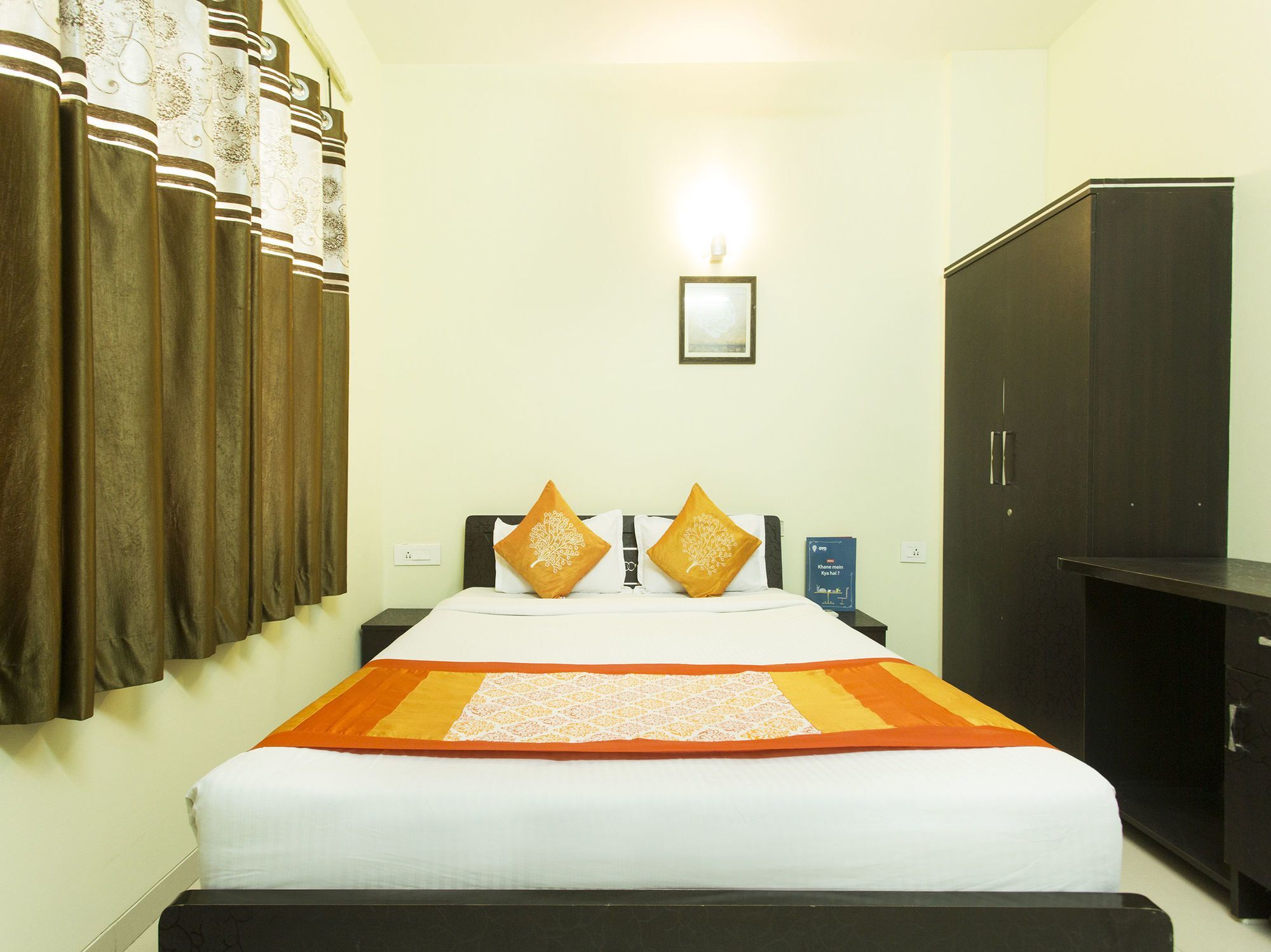 Hotel E Serai Pune Exterior photo